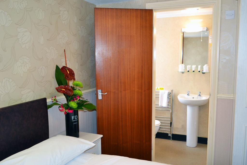 Twin Room with Sea View